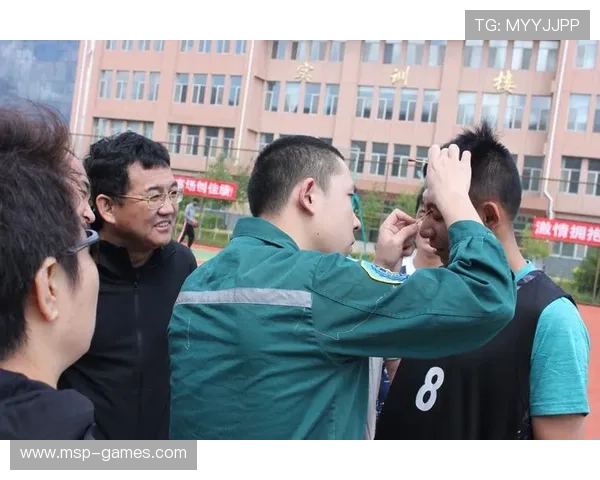 范弗利特：猛龙时光难忘，拼搏精神铸就传奇