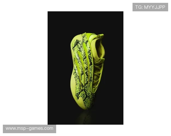 哈登携手Adidas推出全新签名鞋款，引领篮球时尚新潮流